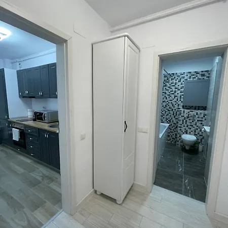 Moghioros C3 * Bucarest